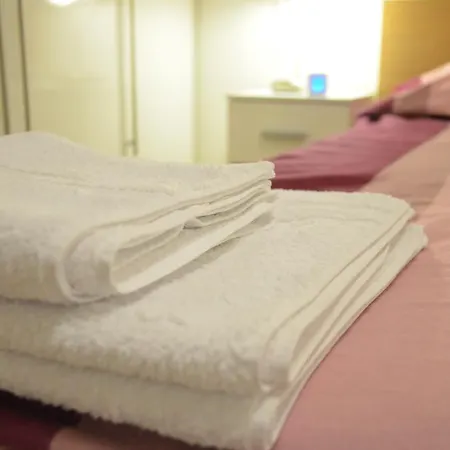 Center Apartment *
