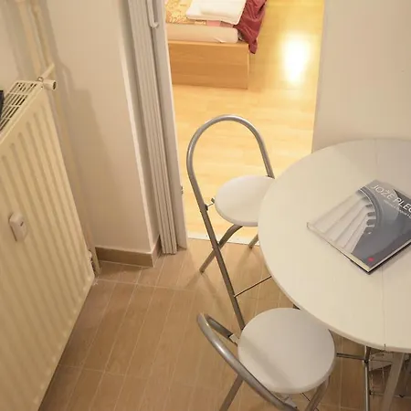 Apartment Center *
